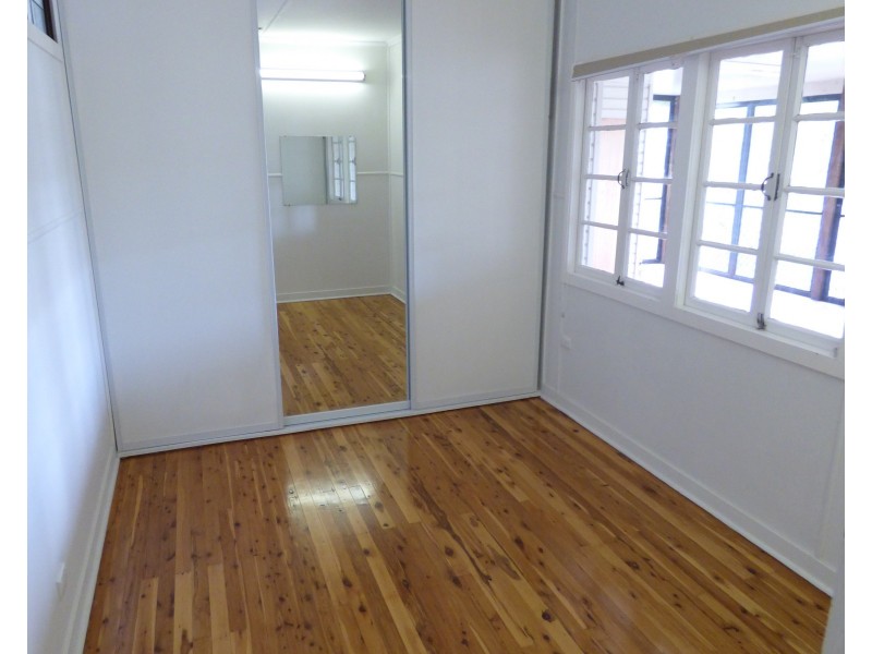 14 McEwan Street, Roma QLD 4455