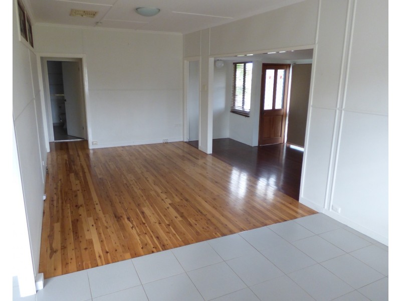 14 McEwan Street, Roma QLD 4455