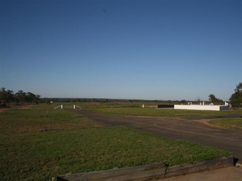 4 Fleming Drive, Roma QLD 4455