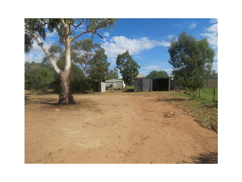 30 Chrystal Street, Roma QLD 4455