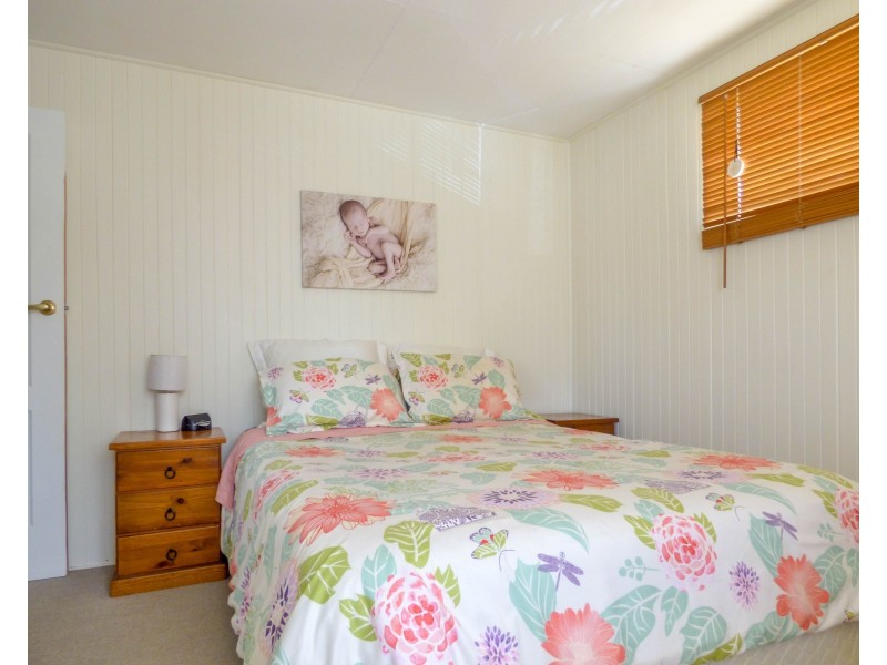 28 Howard Street, Roma QLD 4455