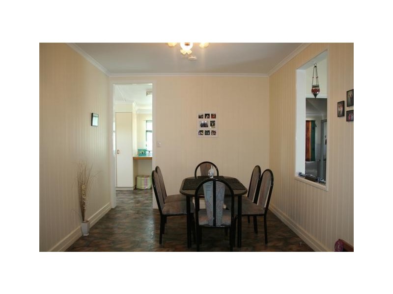 50 Chrystal Street, Roma QLD 4455