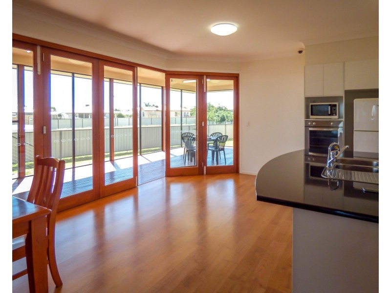 6 Lockyer Crescent, Roma QLD 4455