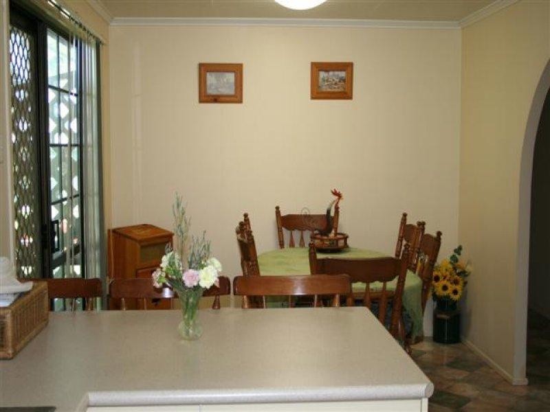 134 Northern Road, Roma QLD 4455