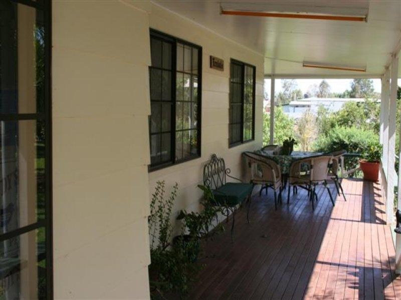 134 Northern Road, Roma QLD 4455