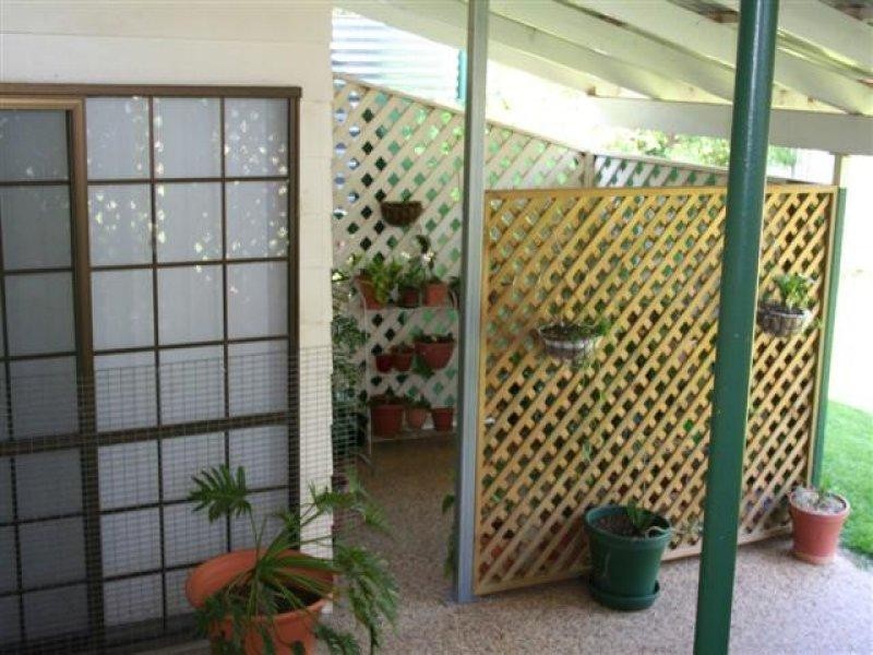 134 Northern Road, Roma QLD 4455