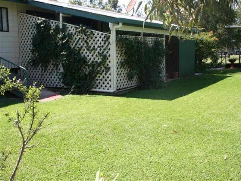 134 Northern Road, Roma QLD 4455