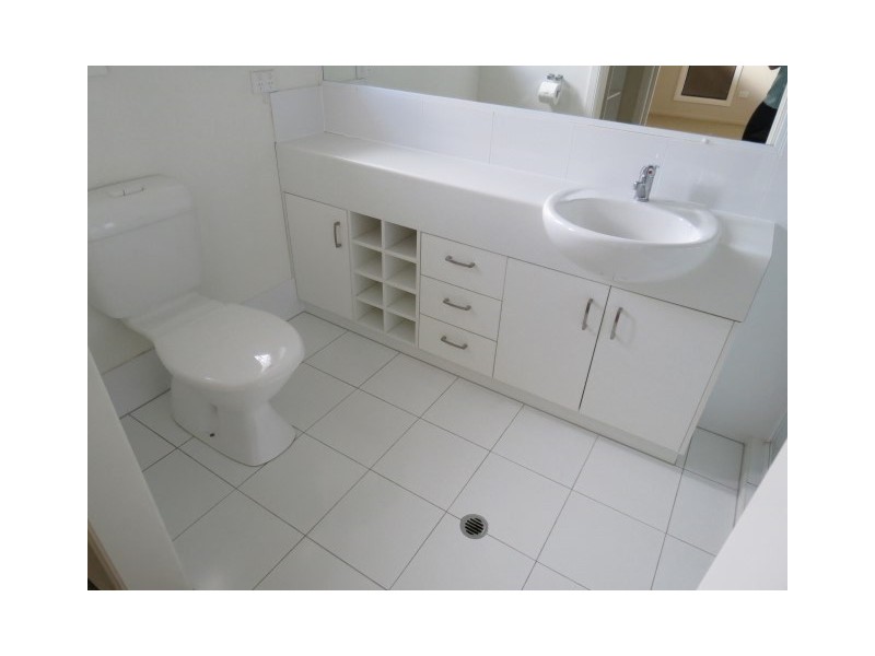 39 Robusta Drive, Roma QLD 4455