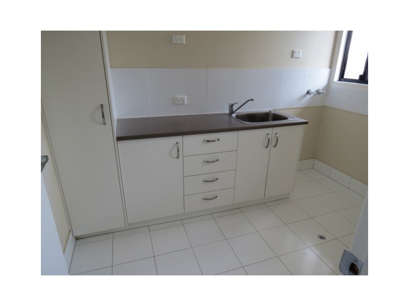 39 Robusta Drive, Roma QLD 4455