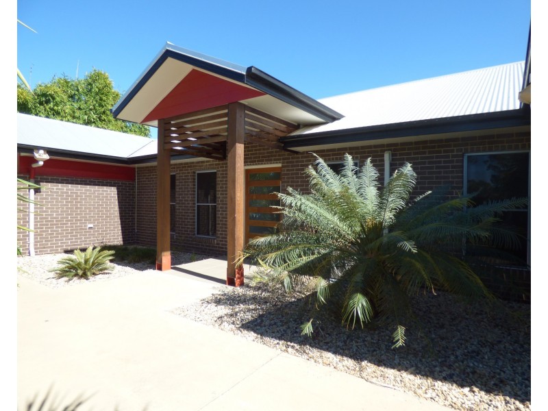 191 Charles Street, Roma QLD 4455