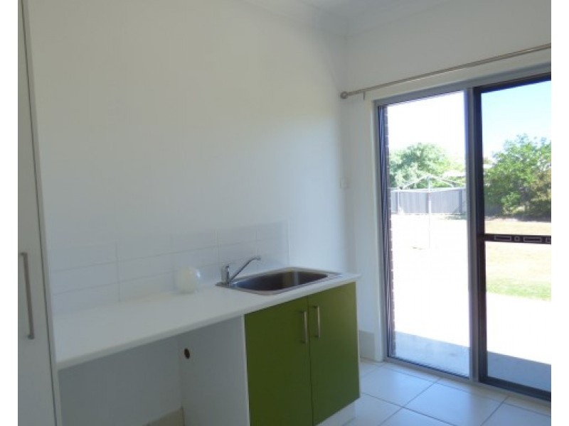 191 Charles Street, Roma QLD 4455