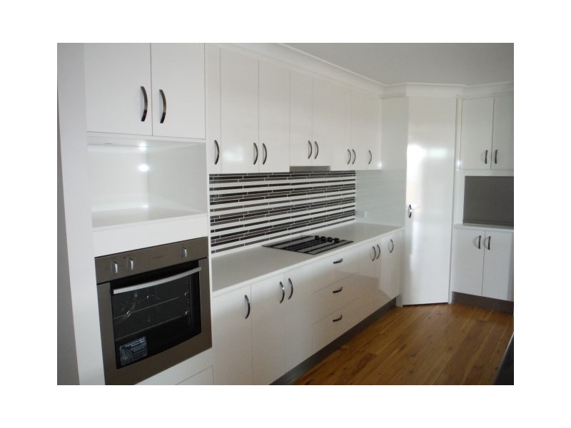 10 Beetson Drive, Roma QLD 4455