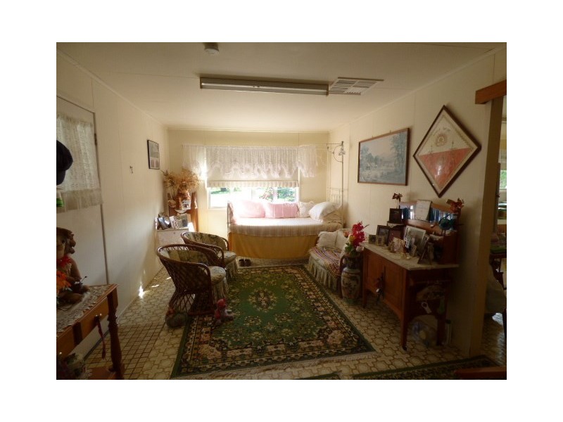 43 Russell Street, Wallumbilla QLD 4428