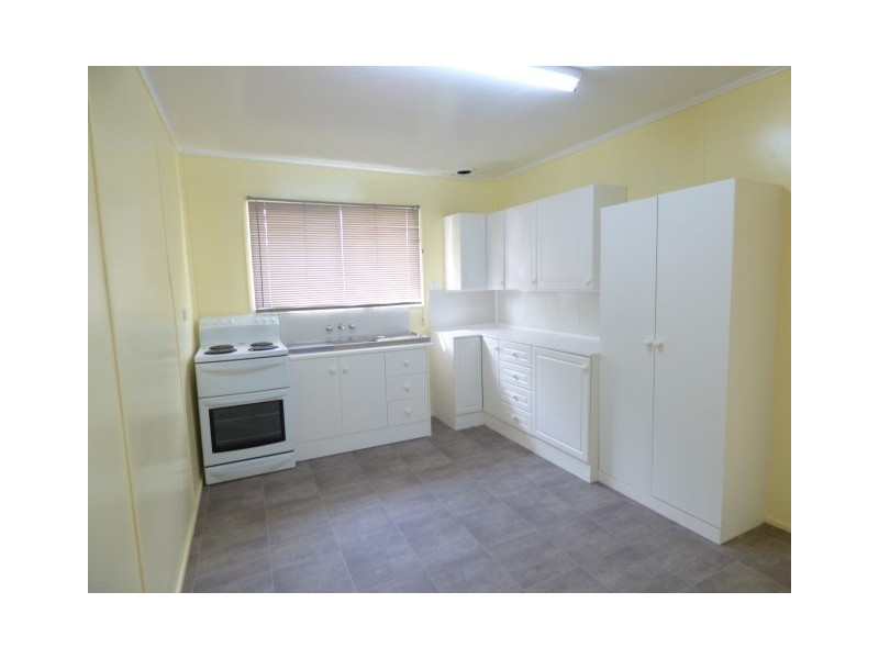 142 Raglan, Roma QLD 4455