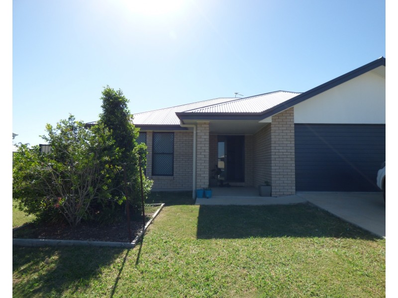 8 Lockyer Crescent, Roma QLD 4455