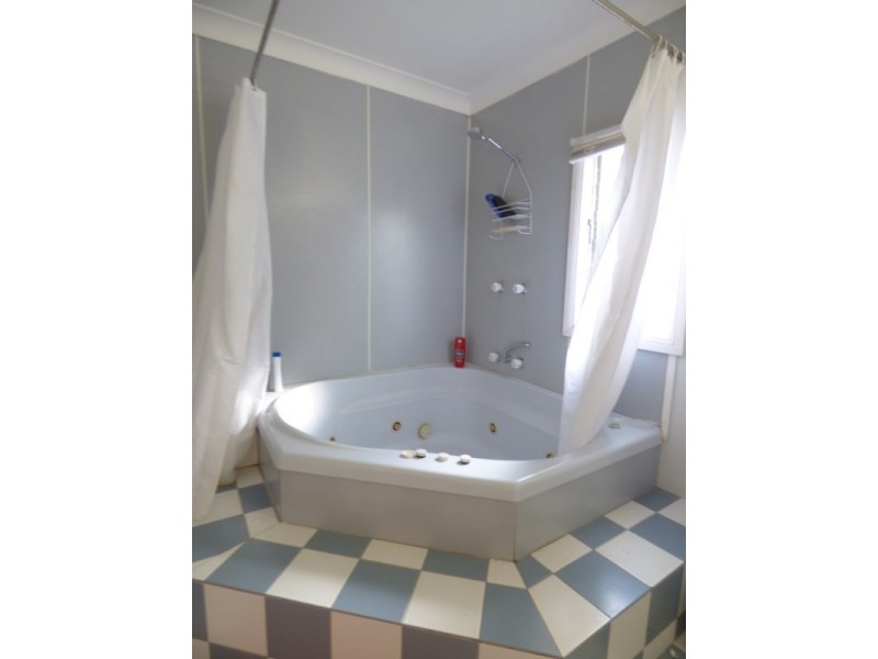 20 Conlan Street, Roma QLD 4455