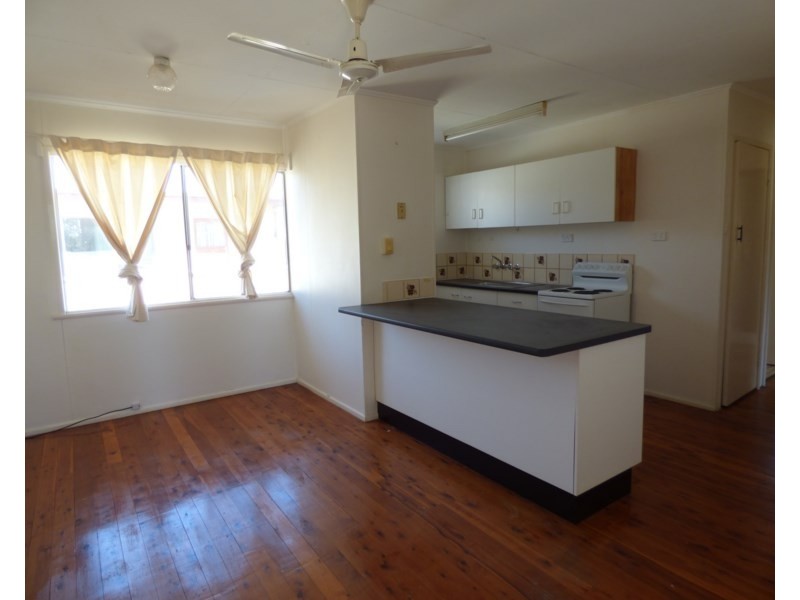 1-4/29 George Street, Roma QLD 4455