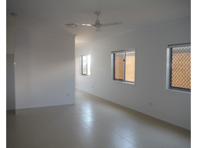 12 Clearview Drive, Roma QLD 4455