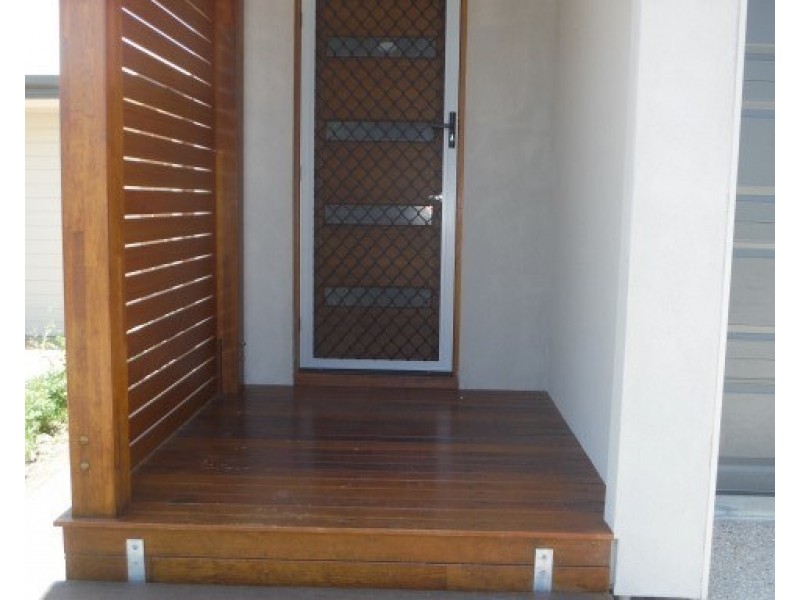 12 Clearview Drive, Roma QLD 4455