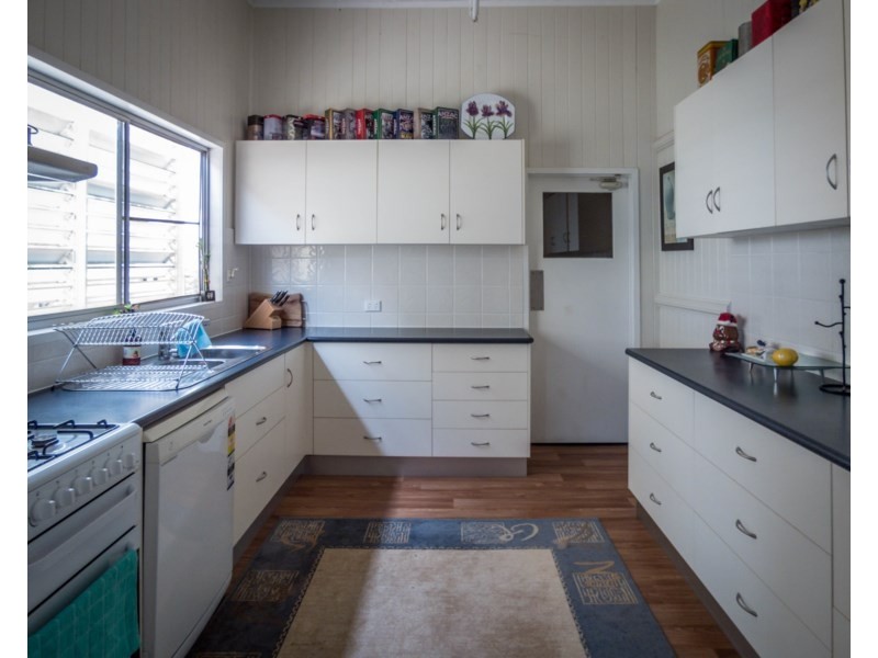 12 Phillip Street, Roma QLD 4455