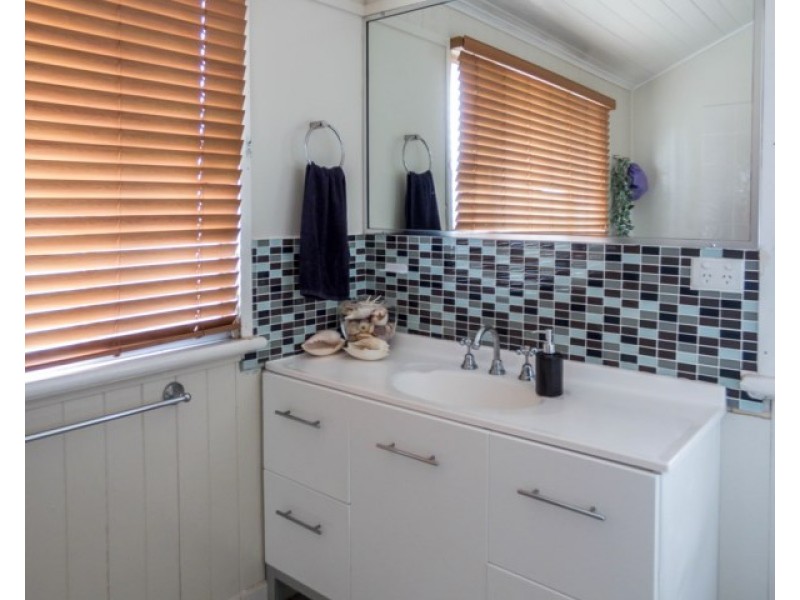 12 Phillip Street, Roma QLD 4455