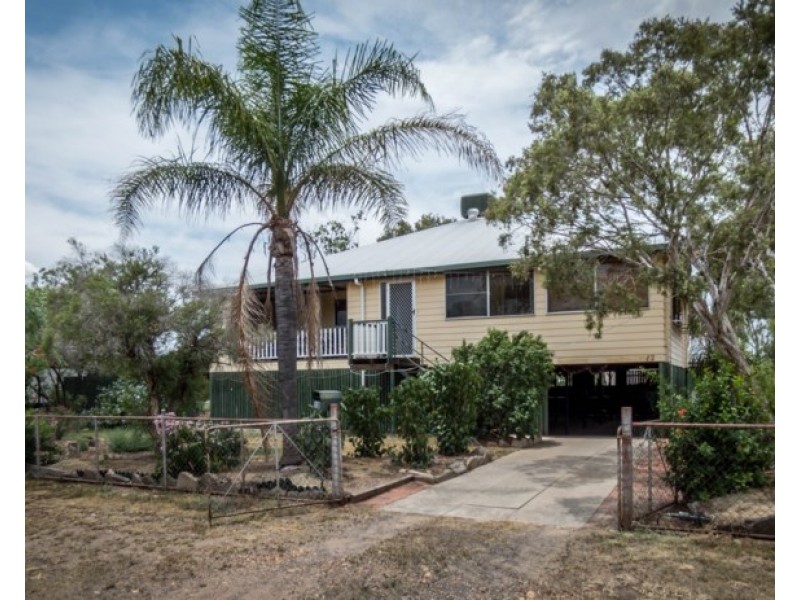 12 Phillip Street, Roma QLD 4455