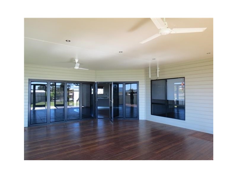 13 Baker-Finch Crescent, Roma QLD 4455