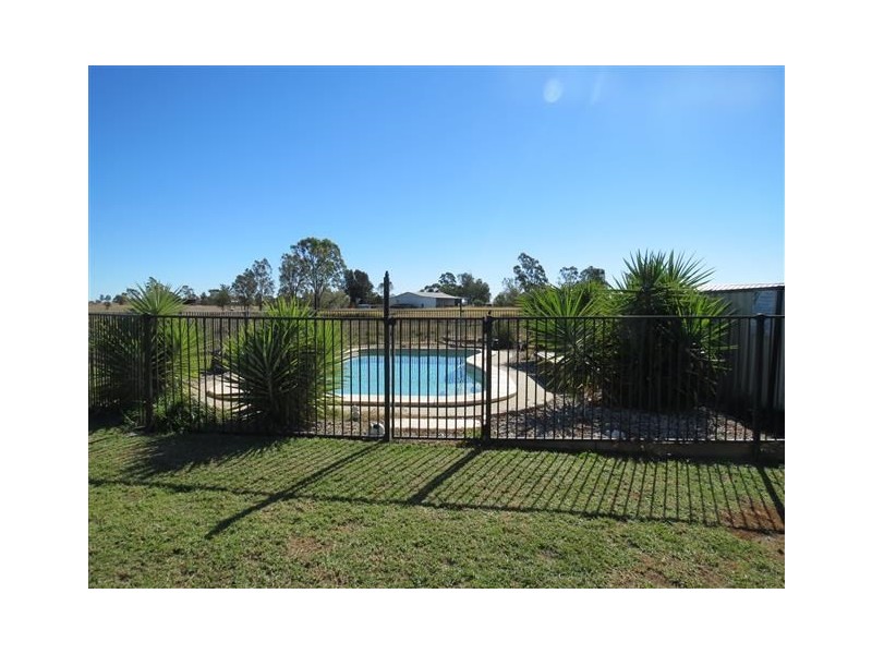 13 Baker-Finch Crescent, Roma QLD 4455