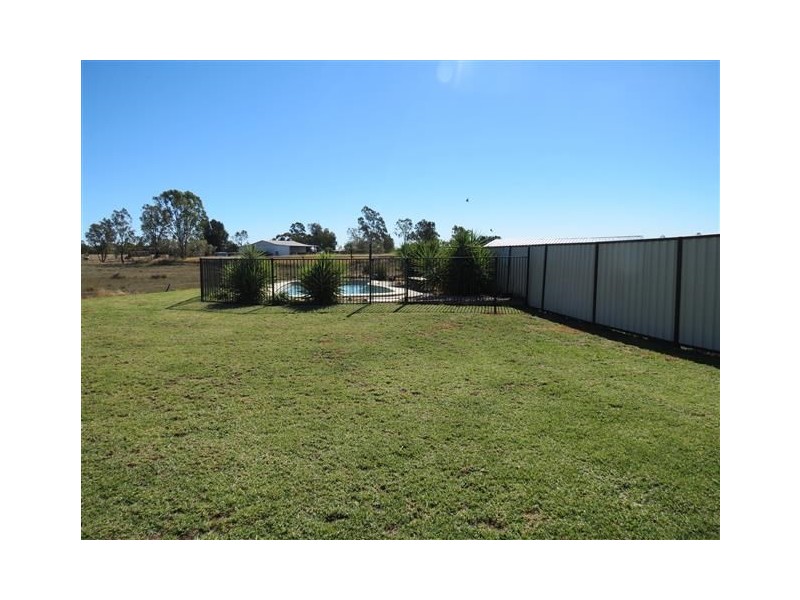 13 Baker-Finch Crescent, Roma QLD 4455