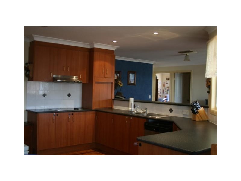 233 Edwardes Street, Roma QLD 4455