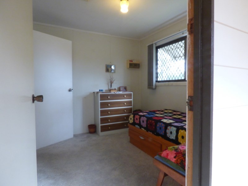 27 McPhie Street, Roma QLD 4455