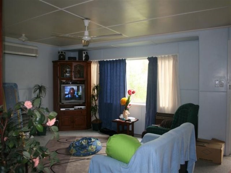 4 Howard Street, Roma QLD 4455