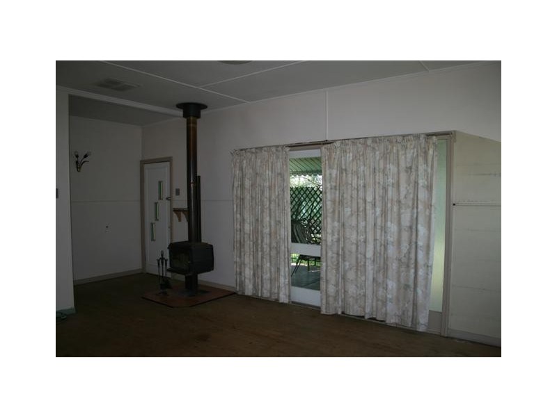 40 Taylor Street, Roma QLD 4455