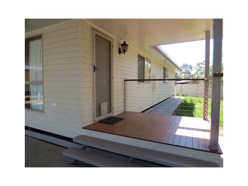 1 Bond Street, Roma QLD 4455