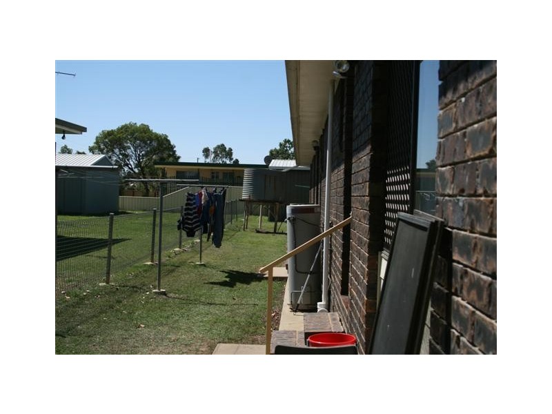 61-63 Raglan Street, Roma QLD 4455