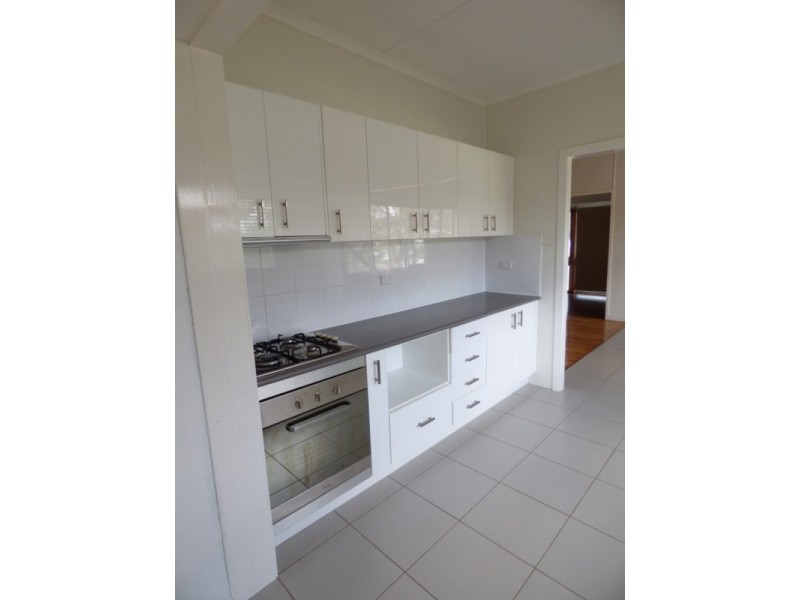14 McEwan Street, Roma QLD 4455