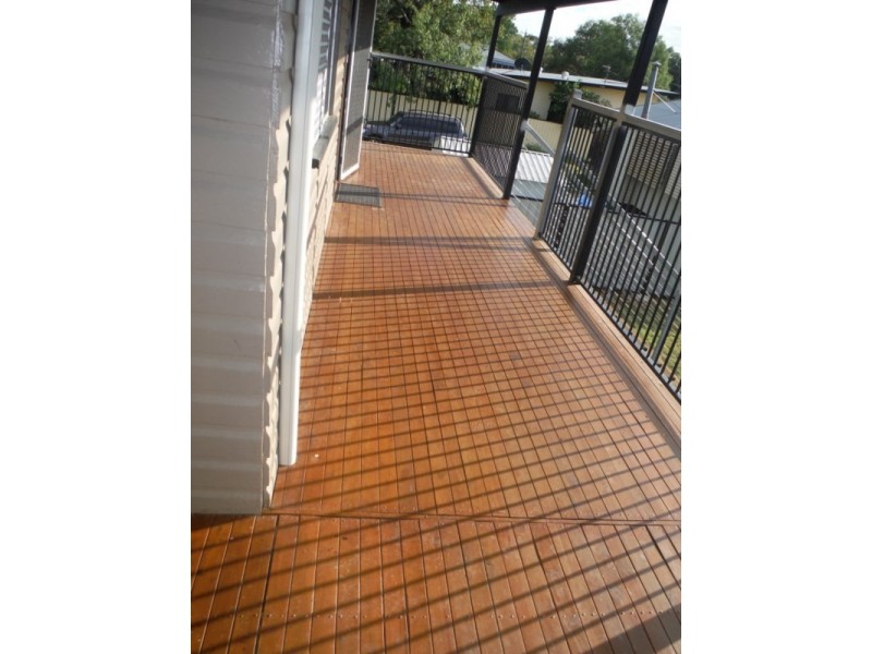 27 Charles Street, Roma QLD 4455