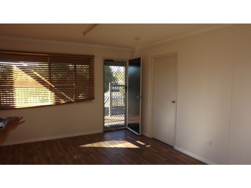 27 Charles Street, Roma QLD 4455