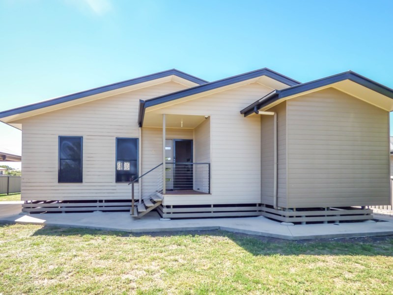 6 Lockyer Crescent, Roma QLD 4455