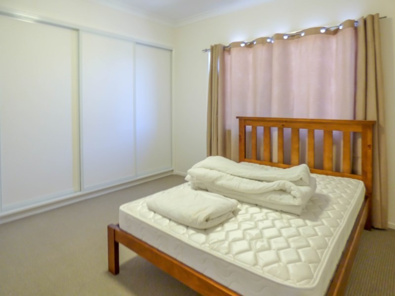 6 Lockyer Crescent, Roma QLD 4455