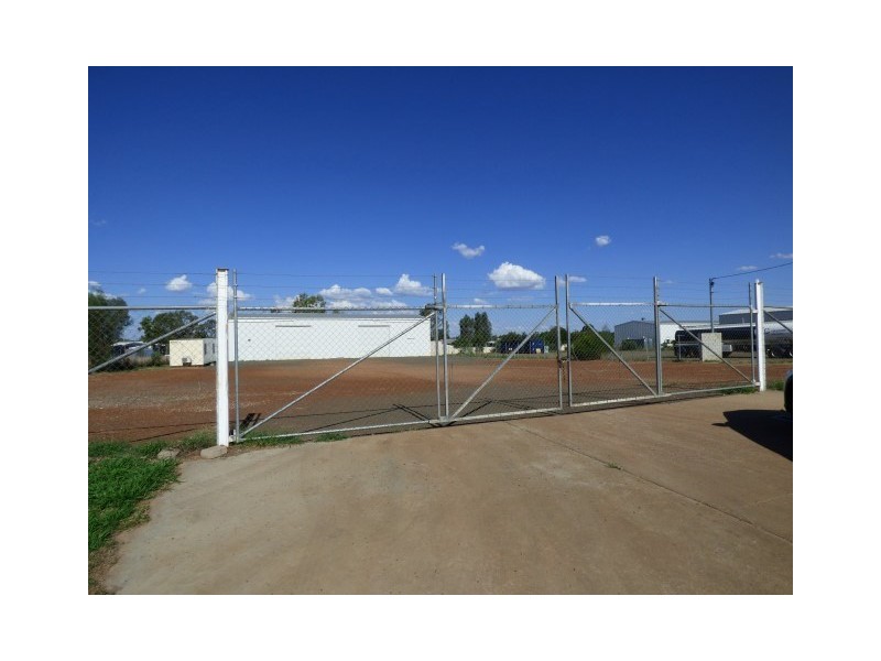 64 – 66 Spencer Street, Roma QLD 4455