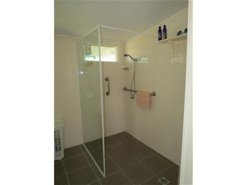 25 Lewis Street, Roma QLD 4455