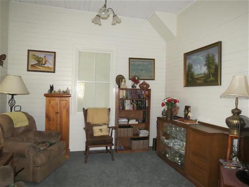 25 Lewis Street, Roma QLD 4455