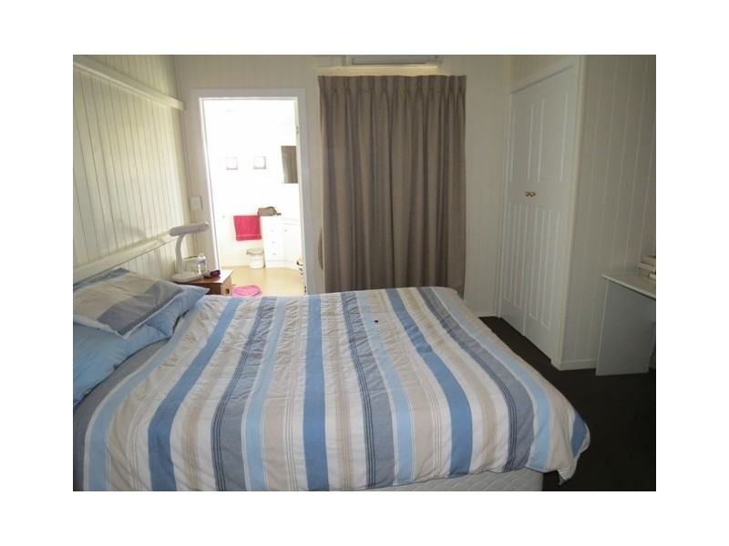 19 Hunter Street, Roma QLD 4455