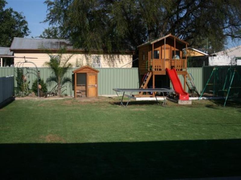 52 Hawthorne Street, Roma QLD 4455