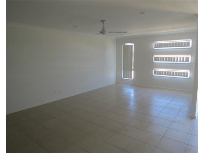 78 Currey Street, Roma QLD 4455