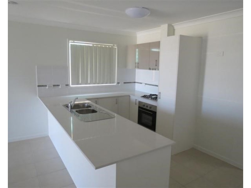 78 Currey Street, Roma QLD 4455