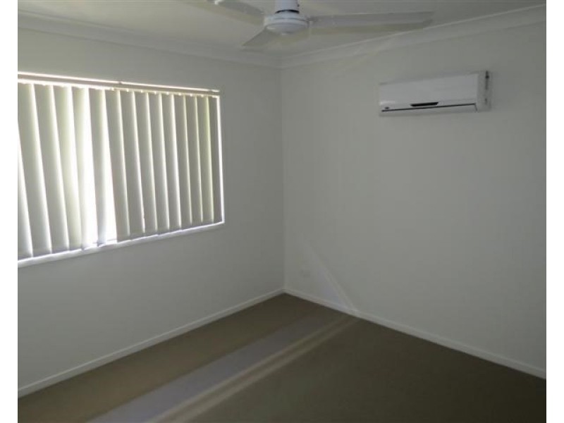 78 Currey Street, Roma QLD 4455