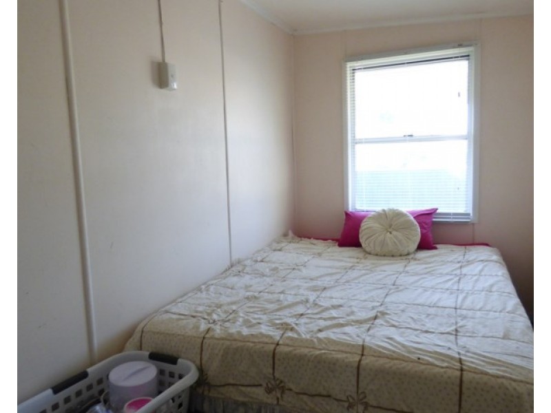 19 Major Street, Roma QLD 4455