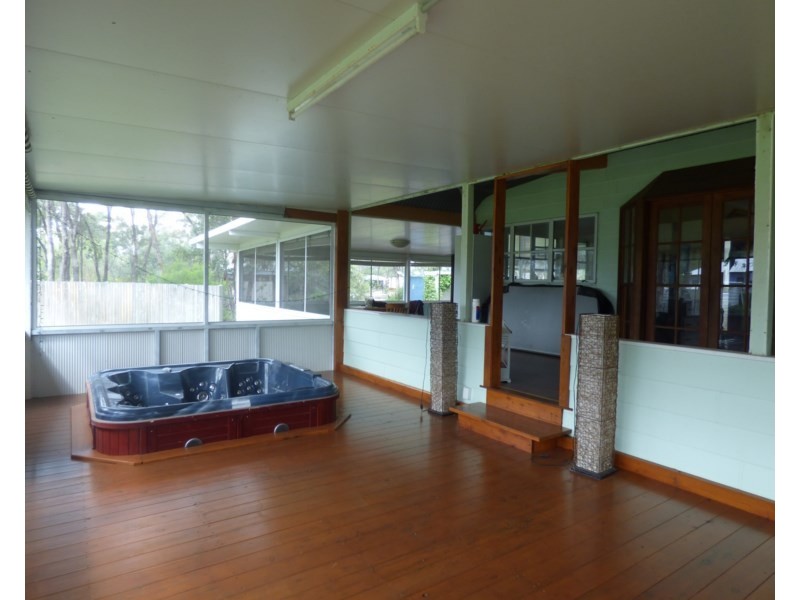 237 Northern Road, Roma QLD 4455